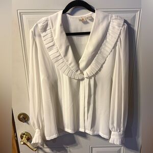 Vintage Liz Claiborne Blouse in White Classic Pleated Neckline & Cuffs